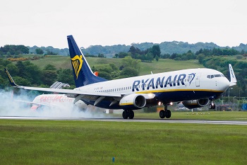 Ryanair ogłosił promocję: loty z Edynburga do Polski za £9.99