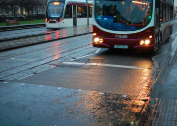 Chuligani znów atakują. Lothian Buses wycofuje autobusy i tramwaje
