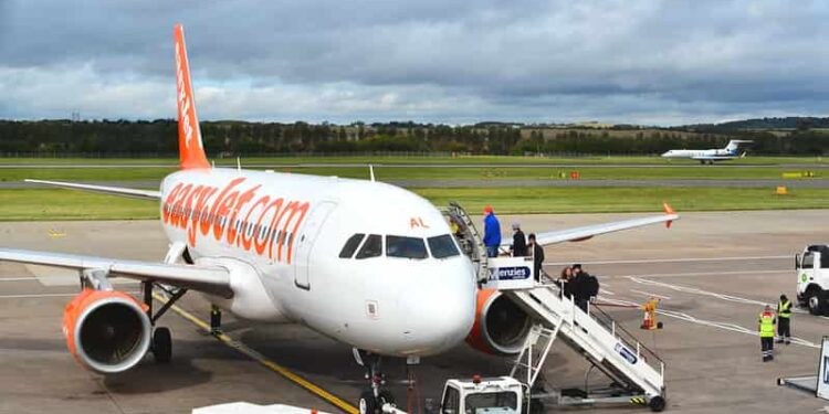 Szkocja: bliski powrót podróży zagranicznych bez kwarantanny