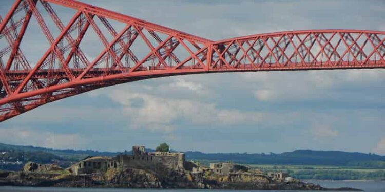 Wyspa Inchgarvie – strażnica Edynburga