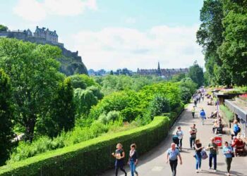 Szkocja: poznaliśmy dzień zniesienia restrykcji! Co oznacza przejście na „poziom 0”?