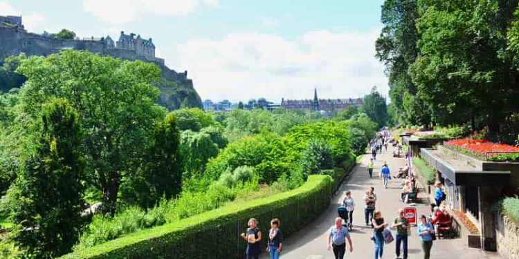 Szkocja: poznaliśmy dzień zniesienia restrykcji! Co oznacza przejście na „poziom 0”?