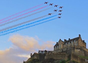 Edinburgh Festival – zobacz kiedy oglądać pokazy lotnicze