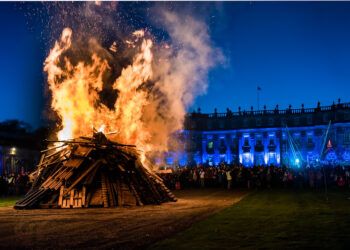 Edynburg: Bonfire Night. Zamknięto część połączeń autobusowych. Policja przestrzega